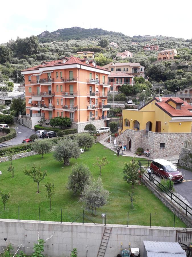 "Ca Di Ellen" Appartamento Con Deposito Bici Privato Finale Ligure Εξωτερικό φωτογραφία